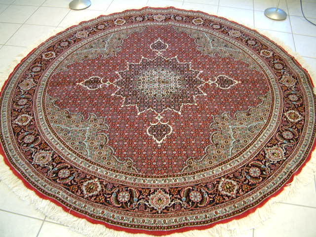 Persian rugs and Persian carpets in Minnesota.