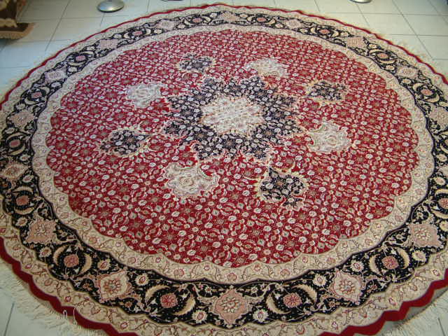 Another variation of the round Mahi rug design is featured in this large Persian Tabriz rug and it is also a very high quality 50 raj rug. The round Mahi and other round Tabriz rugs are among my most popular rugs and I always try to get as many as I can since they tend to sell very fast.