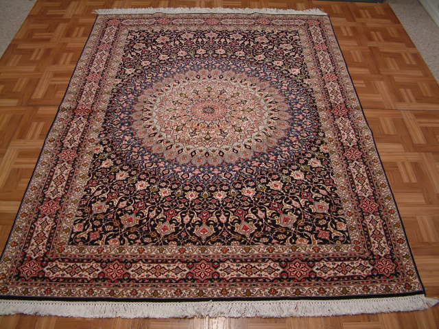 Tabriz Persian rug #1264, click on the picture or description for more details about the Persian carpets.