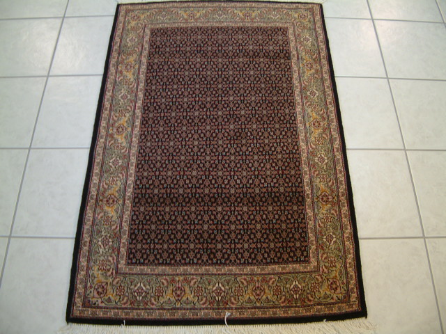 Tabriz Persian rug #3134, click on the picture or description for more details about the Persian carpets.