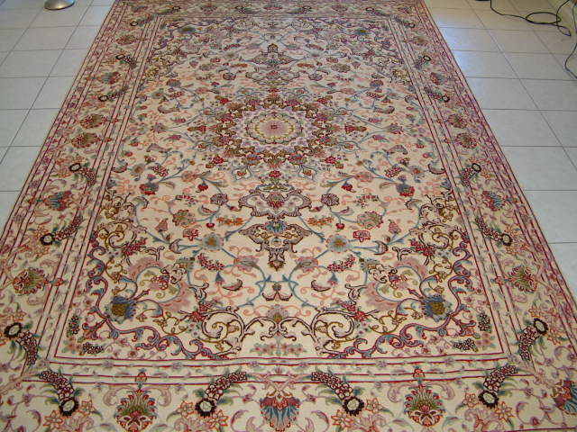 Tabriz Persian rug #5101, click on the picture or description for more details about the Persian carpets.