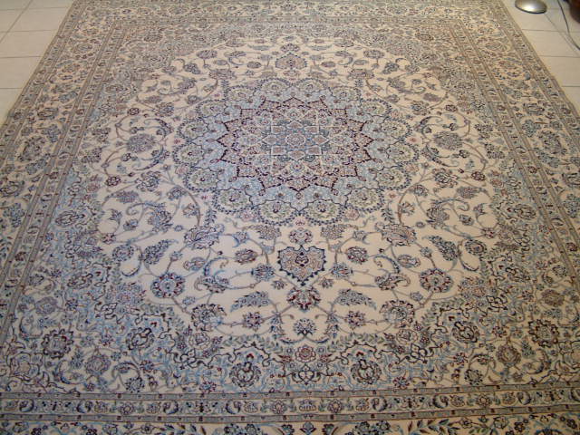 Nain 6 LAH Persian rug #5108, click on the picture or description for more details about the Persian carpets.