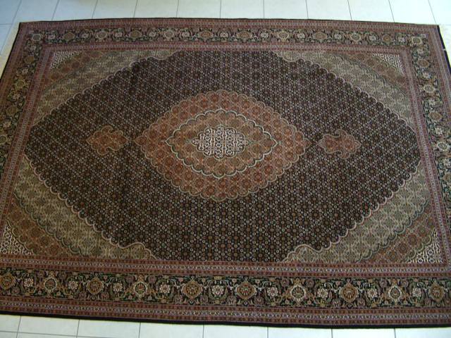 Tabriz Persian rug #5053, click on the picture or description for more details about the Persian carpets.
