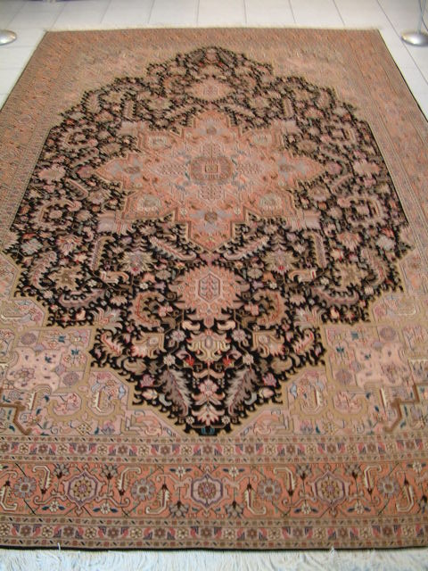 Persian rugs and Persian carpets in Missouri.