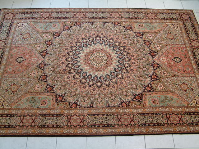 Persian rugs and Persian carpets in Illinois.