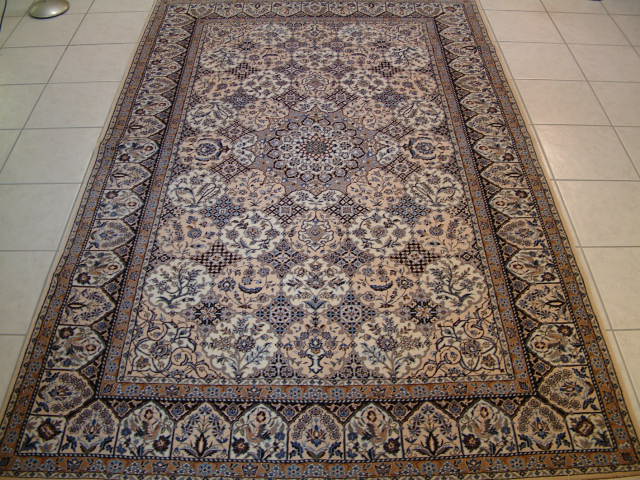 Nain 6 LAH Persian carpets for sale #1192, click on the picture or description for more details about the Persian carpets for sale.