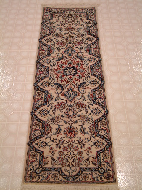 Nain Persian rugs #4100, click on the picture or description for more details about the Persian carpets.