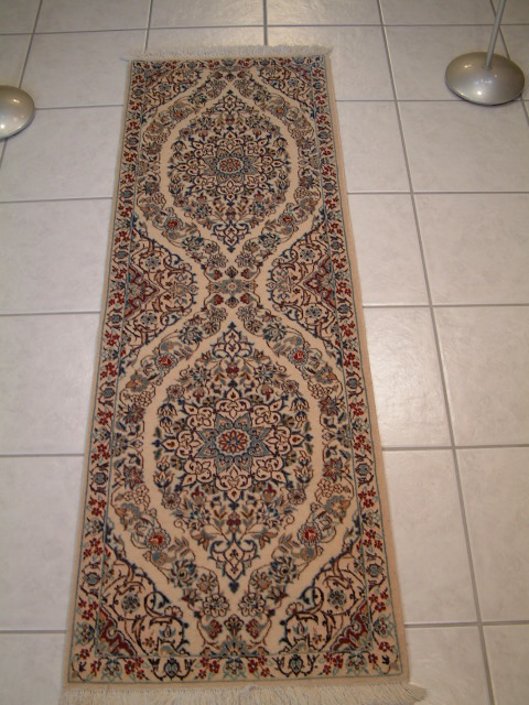 Nain Persian rugs #4092, click on the picture or description for more details about the Persian carpets.