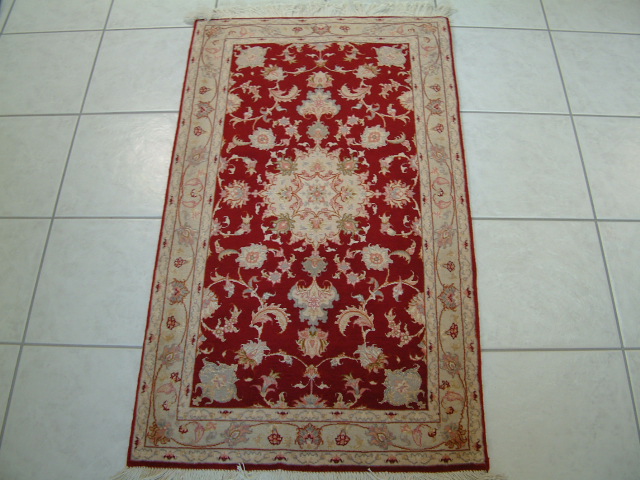 Tabriz Persian rug #2081, click on the picture or description for more details about the Persian carpets.