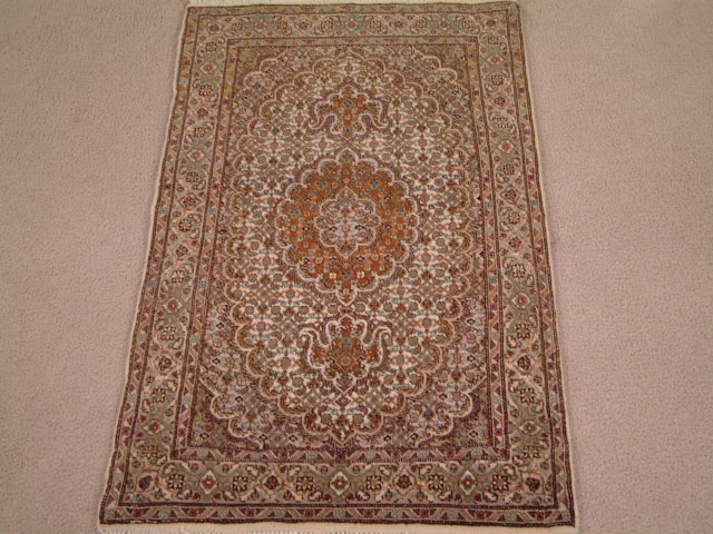 Tabriz Persian rug #2092, click on the picture or description for more details about the Persian carpets.