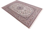 8ft 5ft silk isfahan carpet