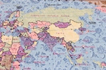 pictorial tabriz rug custom worldmap